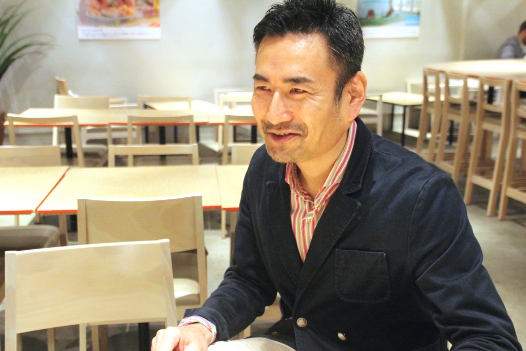 フリーランスと企業の仲介サービスCARRYME（キャリーミー）創業メンバーの大澤亮さんのインタビュー風景